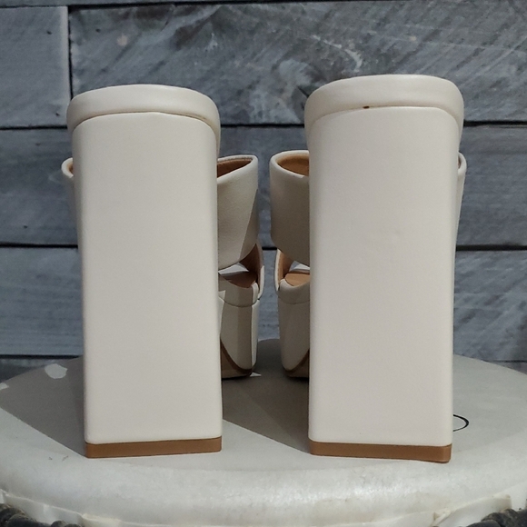 ShuShop Cream Platform Sandals with Pearl Detail Federica NIB Going Out Heels - Picture 5 of 10